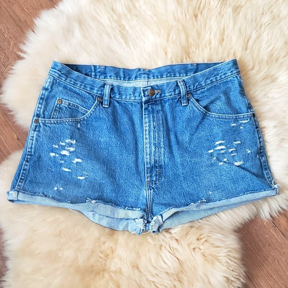 Vintage Distressed Wrangler Women's Cut Off Shorts